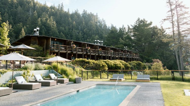 Tu Tu Tun Lodge Pool