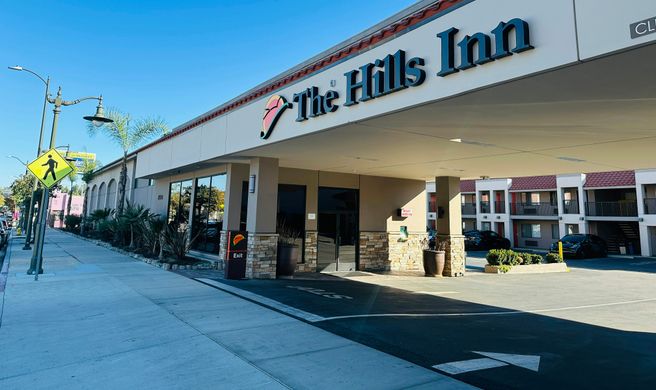 The Hills Inn Eagle Rock Exterior