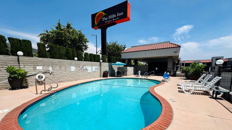 The Hills Inn Eagle Rock Pool
