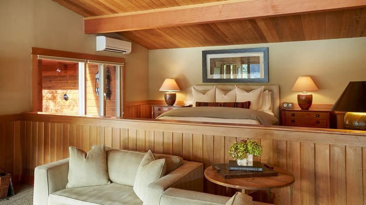 Tu Tu Tun Lodge Lobby
