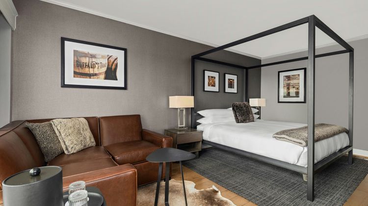 Marriott Louisville East Room