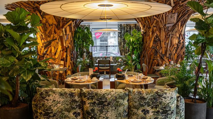 NEW Hotel, a Member of Design Hotels Lobby