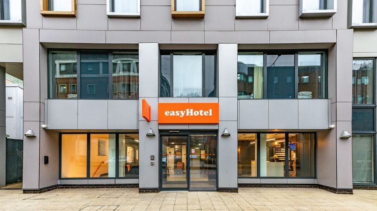 easyHotel Cardiff Exterior