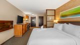 Holiday Inn and Suites Edmonton Airport Suite