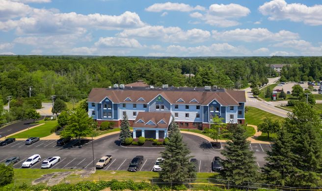 Holiday Inn Express Biddeford Exterior