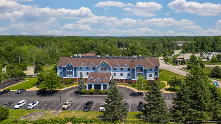 Holiday Inn Express Biddeford Exterior