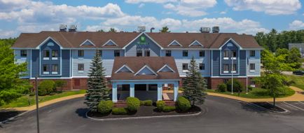 Holiday Inn Express Biddeford Exterior