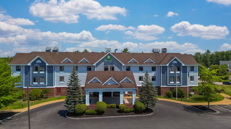 Holiday Inn Express Biddeford Exterior