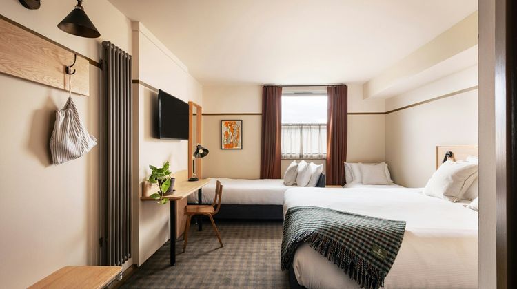 The Highwayman Hotel Chesterfield Room