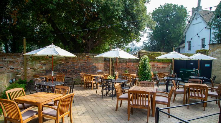 The Banyers Hotel Exterior