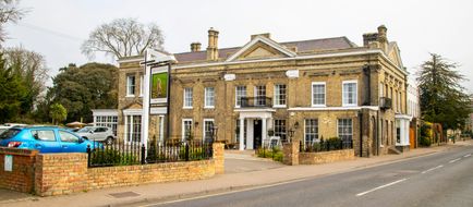 The Banyers Hotel Exterior