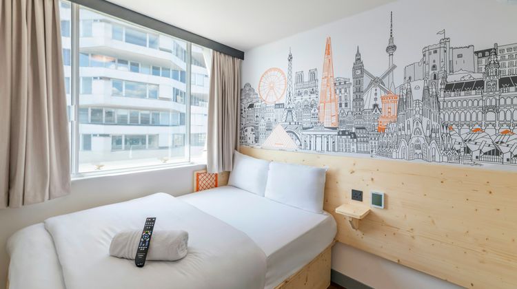 easyHotel Croydon Town Centre Room