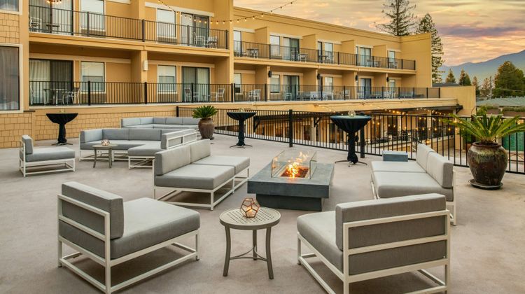 Toll House Hotel Exterior