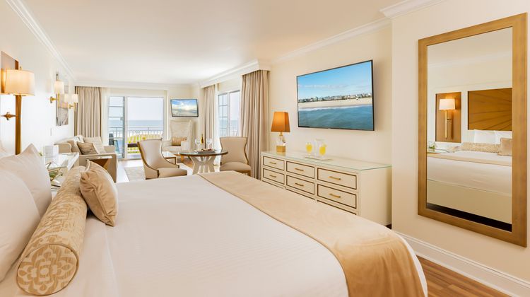 La Mer Beachfront Inn Room