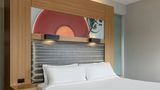aloft Green Bay Room