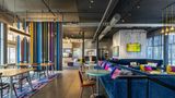 aloft Green Bay Lobby