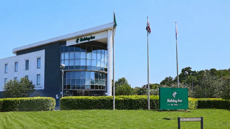Holiday Inn London Luton North Exterior