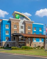 Holiday Inn Express Hot Springs South