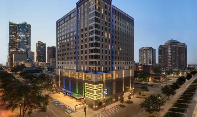 Holiday Inn Express Houston Downtown Exterior