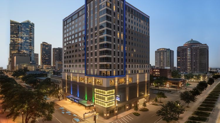Holiday Inn Express Houston Downtown Exterior