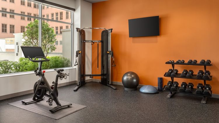 Holiday Inn Express Houston Downtown Health Club