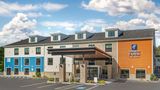 Holiday Inn Express Cape Cod Exterior