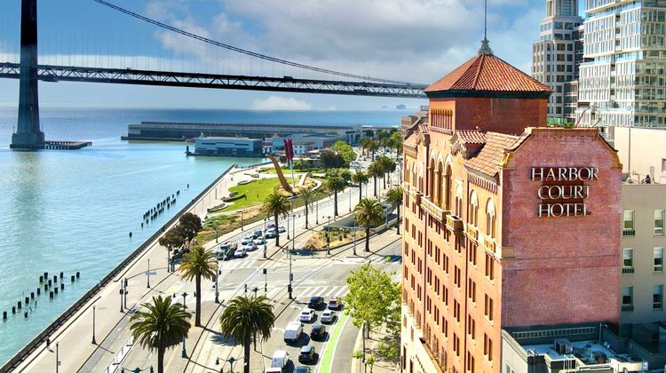 Harbor Court Hotel Exterior