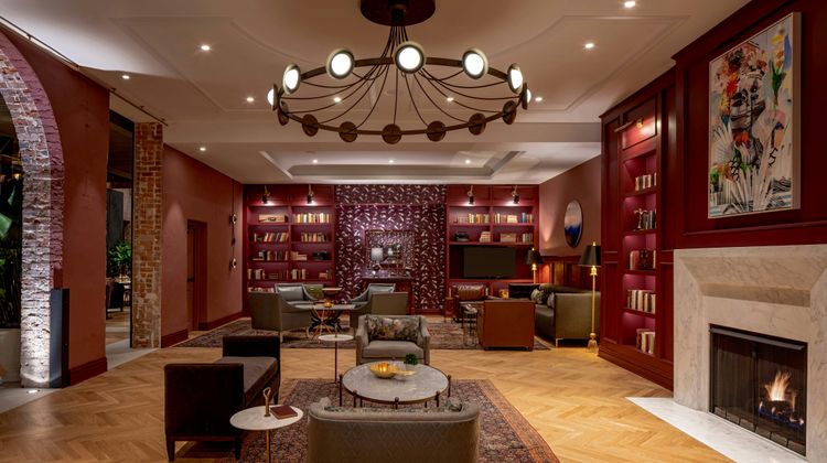 The Eliza Jane, Autograph Collection Lobby
