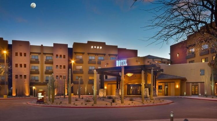 Desert Diamond Hotel and Casino Lobby