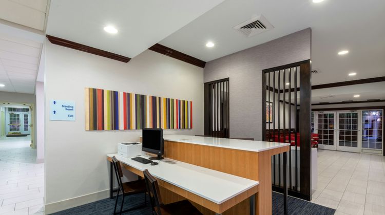 Holiday Inn Express at Williamsburg Sq Other