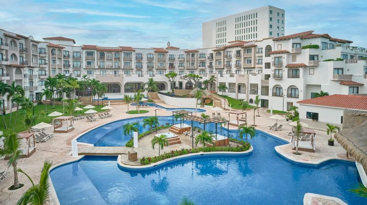 Fiesta Americana Villas Cancun Exterior