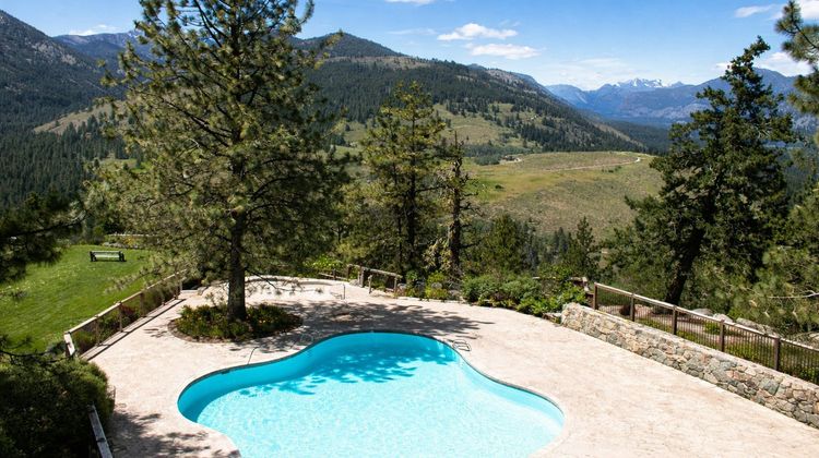 Sun Mountain Lodge Pool
