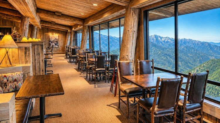 Sun Mountain Lodge Restaurant