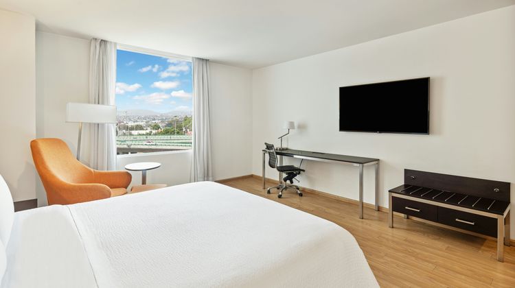 Fiesta Inn Naucalpan Room
