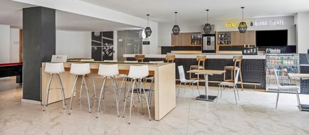 Fiesta Inn Perinorte Room