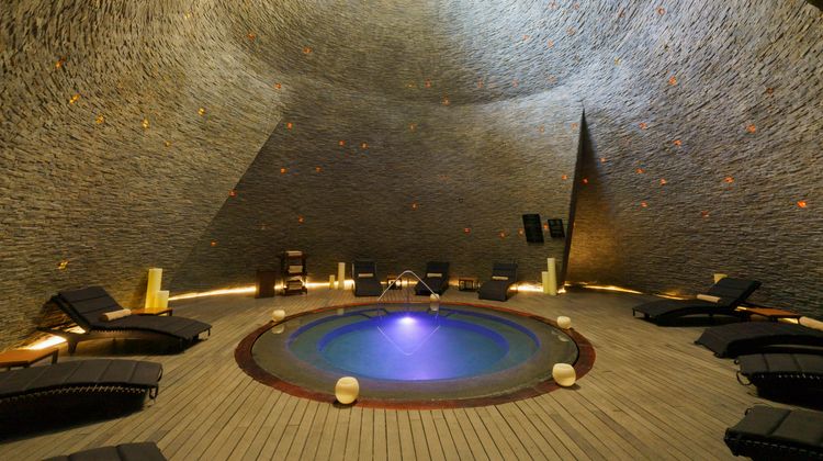 Devossion by Live Aqua Spa