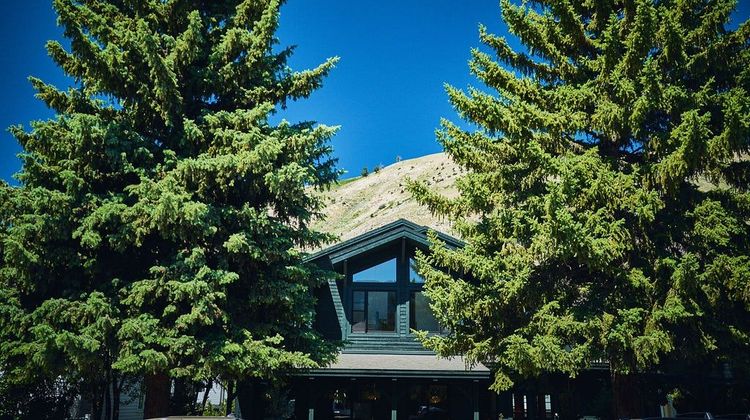 The Alpine House Exterior