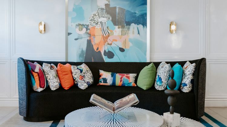 Le Parc at Melrose Lobby