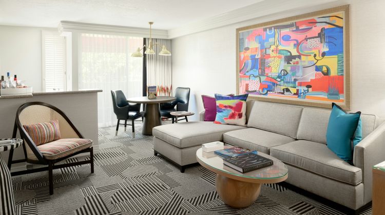 Le Parc at Melrose Room
