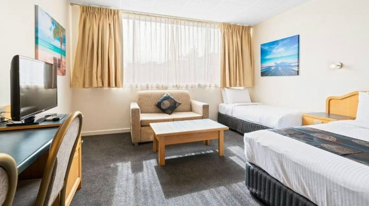 Adelaide International Motel Room