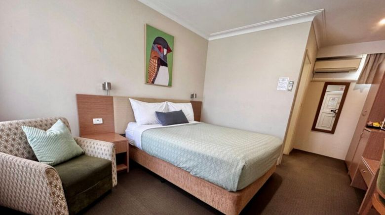 <b>Colonial Terrace Motor Inn Room</b>. Images powered by <a href="https://www.leonardoworldwide.com/" title="Leonardo Worldwide" target="_blank">Leonardo</a>.