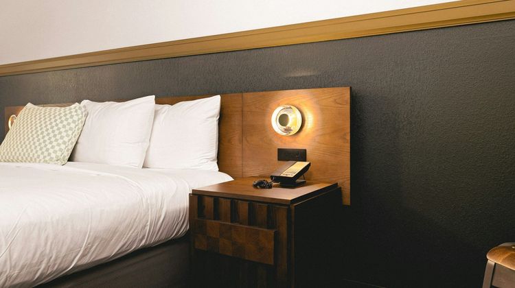 The Ozarker Lodge Room