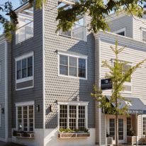 The Harbor Front Inn