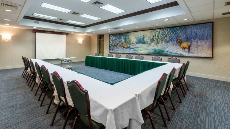 Holiday Inn Express at Williamsburg Sq Meeting