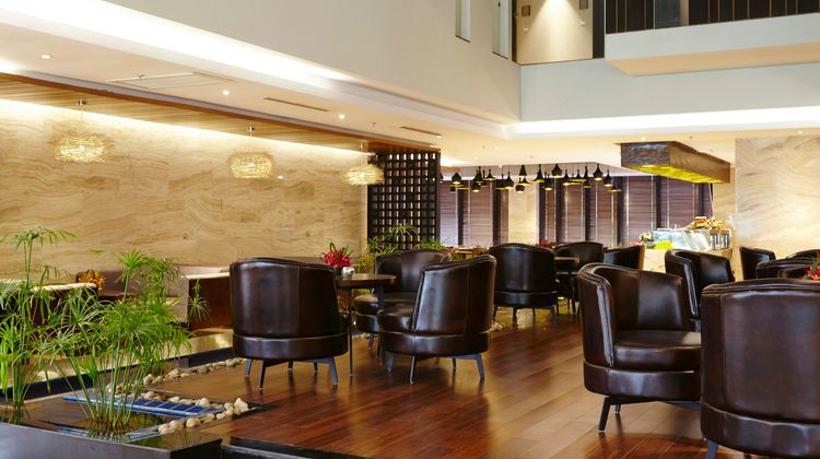 Amari Dhaka Lobby