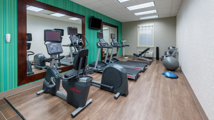 Holiday Inn Express at Williamsburg Sq Health Club
