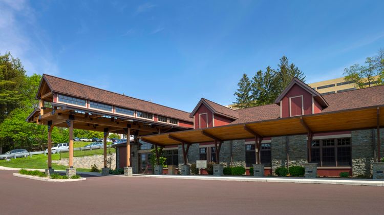 Pine Barn Inn Exterior