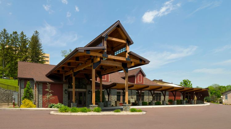 Pine Barn Inn Exterior