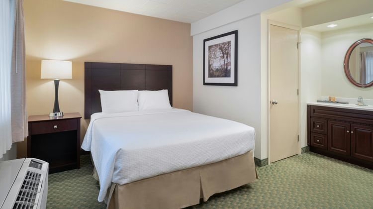 Pine Barn Inn Room