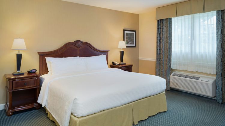 Pine Barn Inn Room